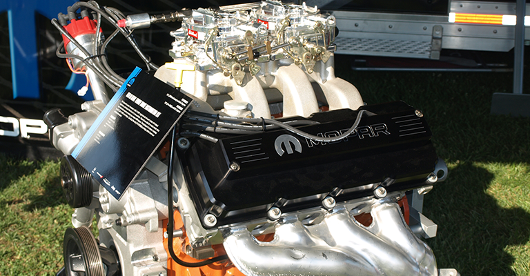 6.4 liter V8 petrol engine. Resin kit, scale 1/24