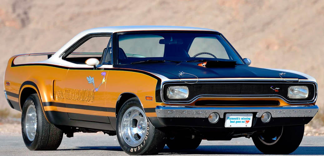 orange, black and white 1970 RTS Roadrunner