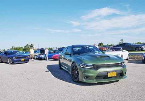 @3goblin's Charger and @cruzzinlow's Challenger