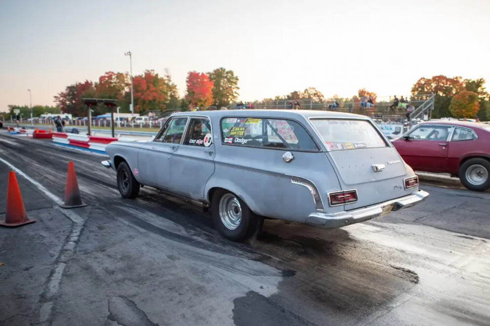 1963 440 Dodge station wagon lining up to race