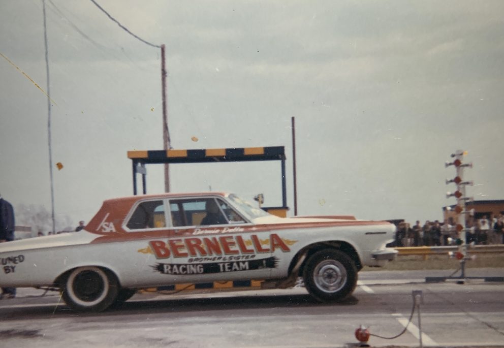 Della Woods drag racing