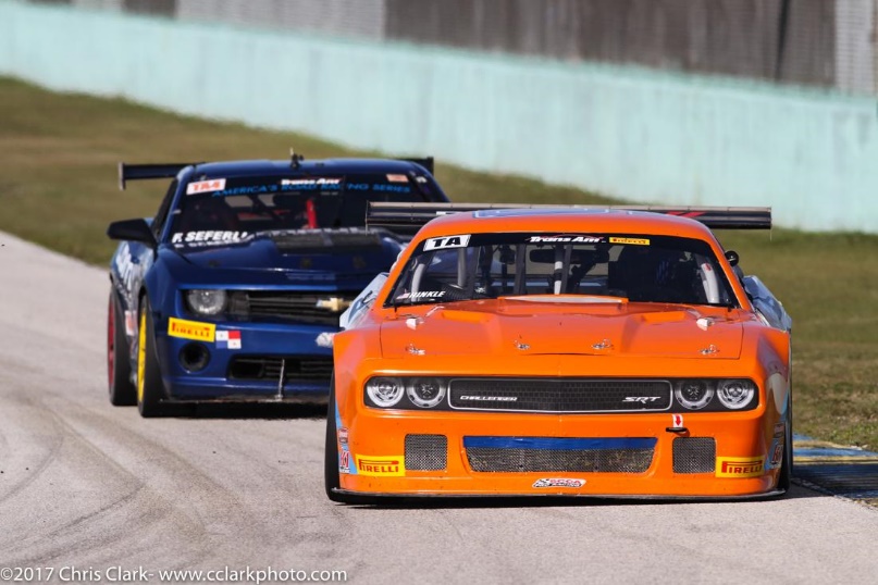 Jeff Hinkle racing his Challenger