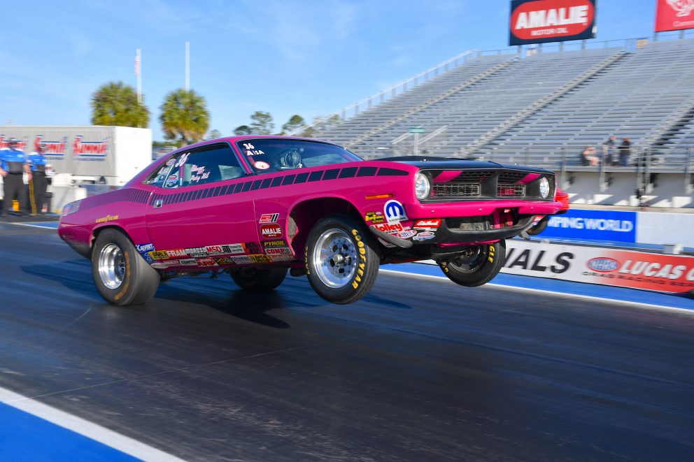 Larry Hill drag racing