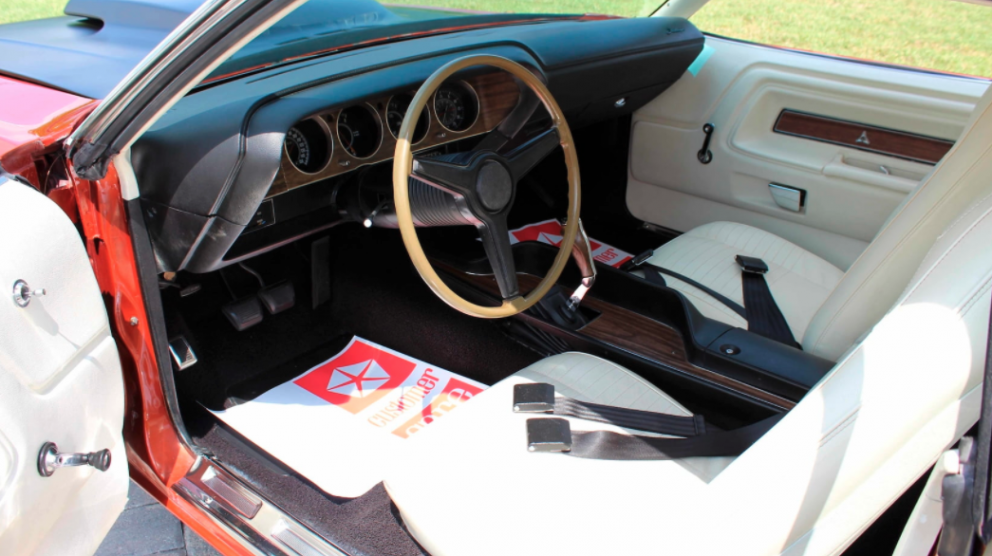 1970 Dodge Challenger T/A interior