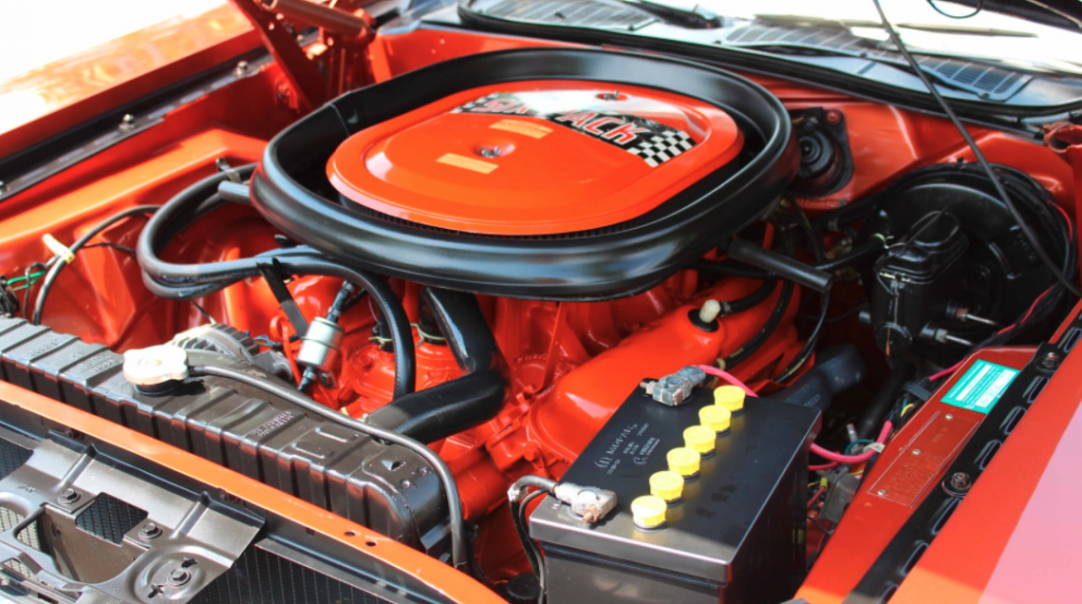 1970 Dodge Challenger T/A engine