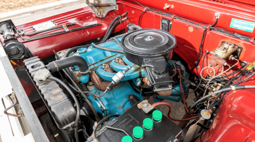 1971 Dodge D100 Sweptline Special Pickup engine