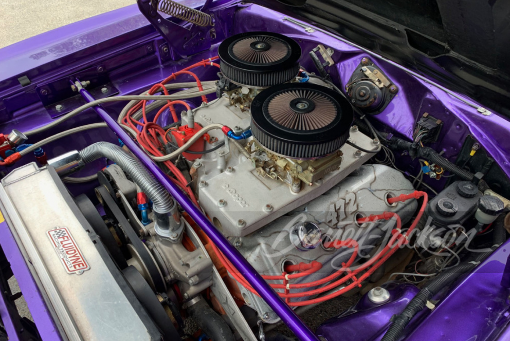 1970 Plymouth GTX HEMI Custom Coupe engine