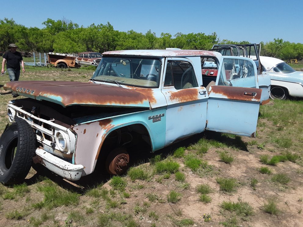 1969 Dodge D200 Crew Cab