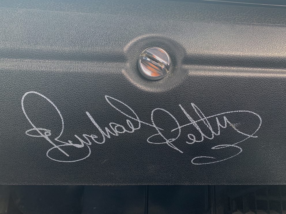 Richard Petty's signature