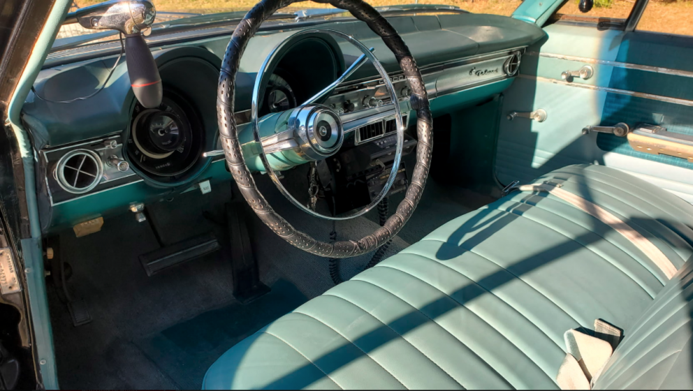 1965 Dodge Polara interior