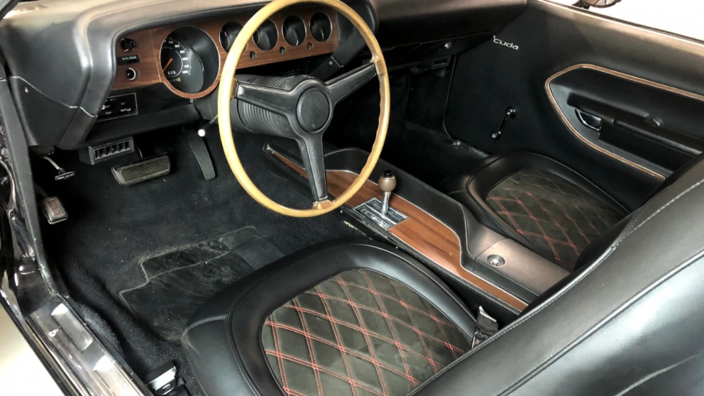 1970 Plymouth Barracuda interior