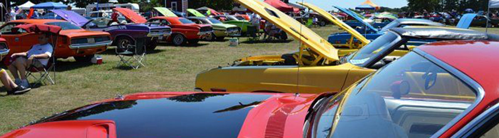 Mopars at the Red Barns
