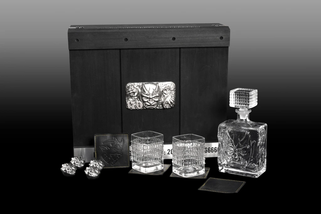 Custom SRT Demon 170 decanter set - image 3