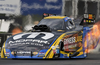 DSR HEMI® Top Fuel Dragsters and Charger Funny Cars Head to Hotlanta!
