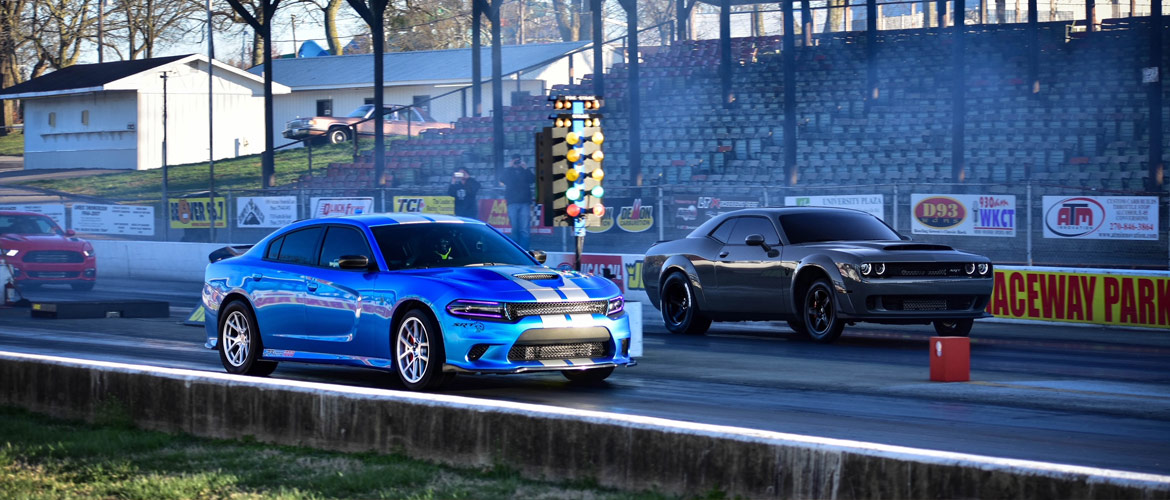 Two cars racing at NMCA Bluegrass Nationals