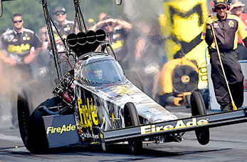 Pritchett and Schumacher Advance to Quarterfinals at Virginia NHRA Nationals