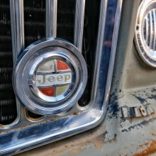 Jeep emblem