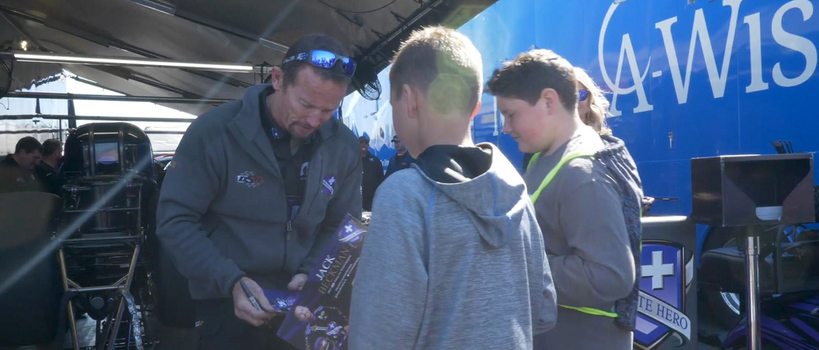 Jack Beckman signing autographs