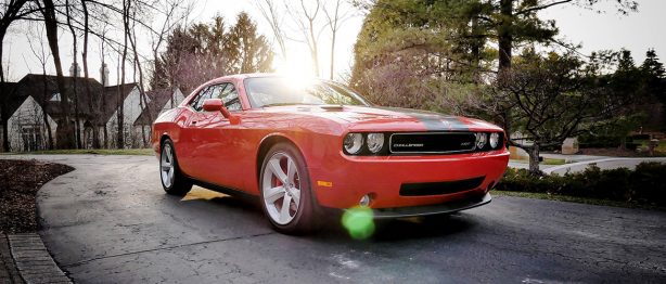 Red dodge challenger srt