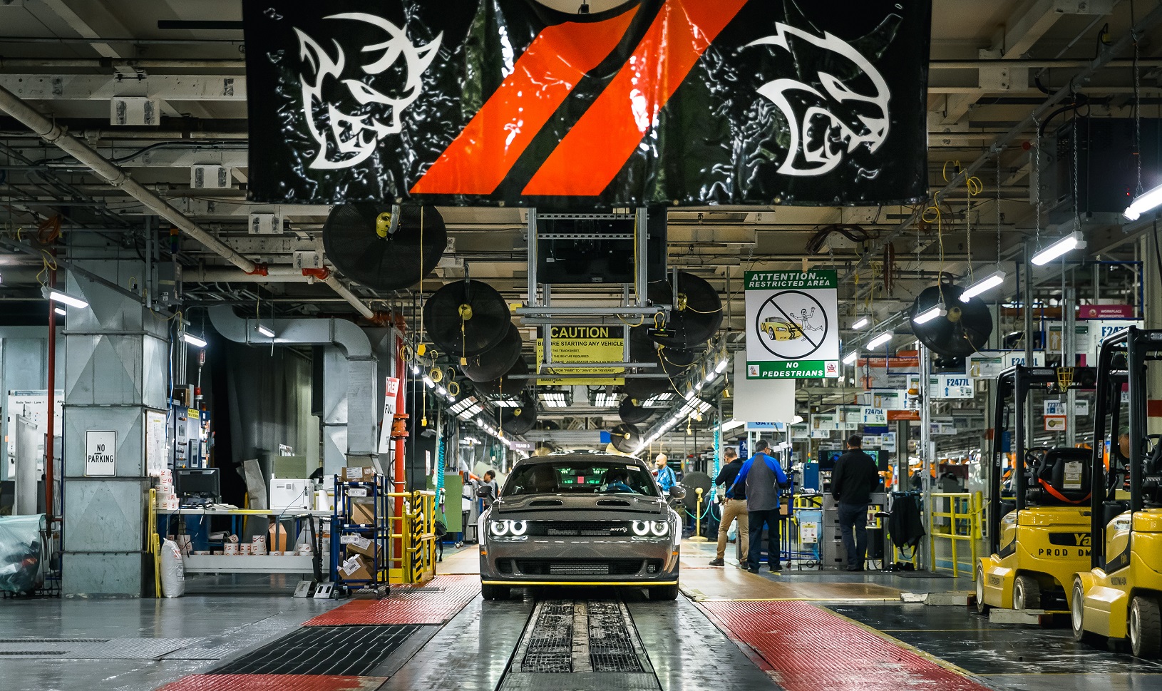 2019 Dodge Challenger SRT Hellcat Redeye models are now rolling off the line as production of the 797-horsepower muscle car started today at the FCA US Brampton Assembly Plant (Ontario, Canada).