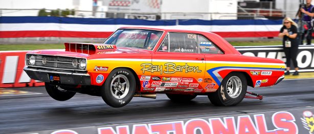 Jimmy Daniels racing in 2018 Dodge HEMI Challenge