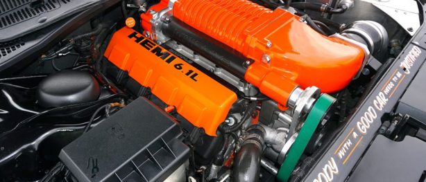 HEMI 6.1L engine