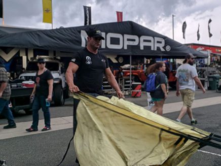 matt hagan working in his pit