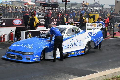 funny car on the starting line