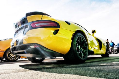 yellow dodge viper