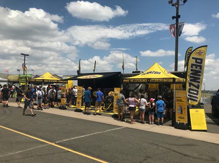 pennzoil display