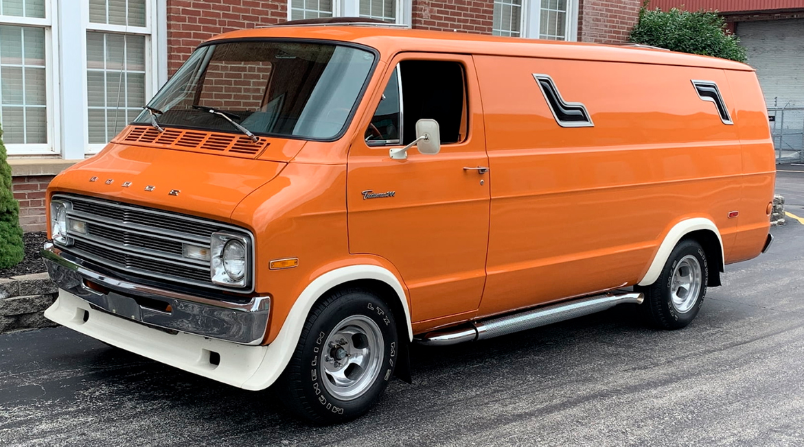 1976 Dodge Maxivan Tradesman 200 