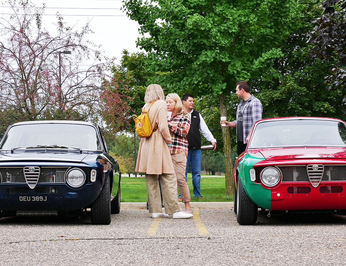 people looking at dodge vehicles