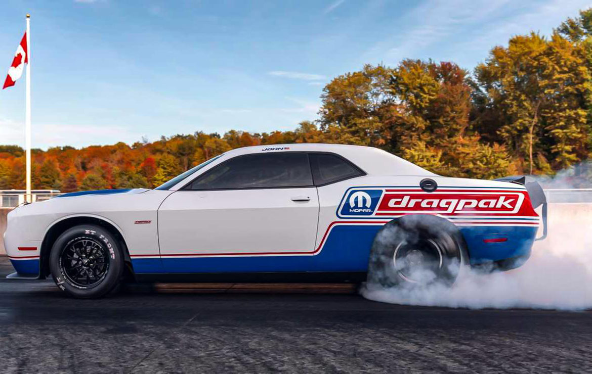 Dodge dragpak doing a burn out