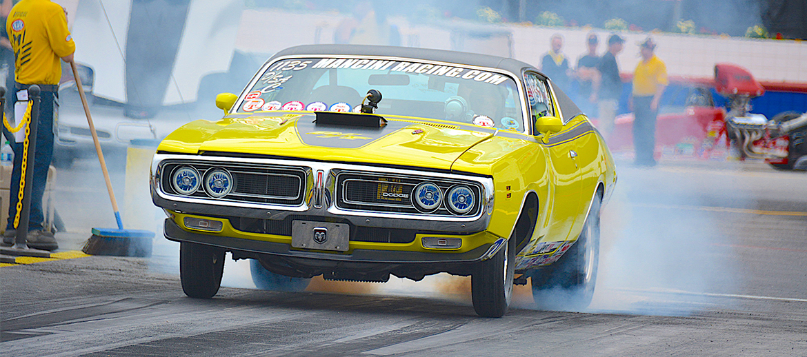 1971 Charger R/T doing a burnout