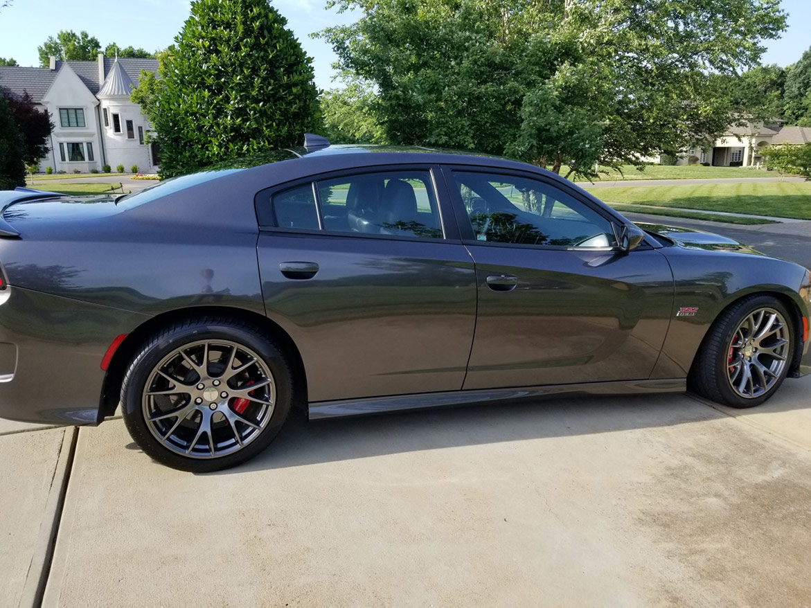 Dodge Charger SRT 392