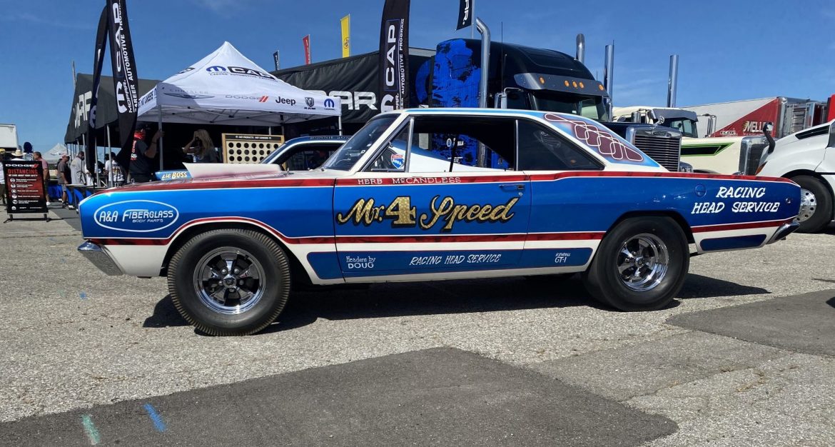 Factory Stock Shows Off at NHRA U.S. Nationals