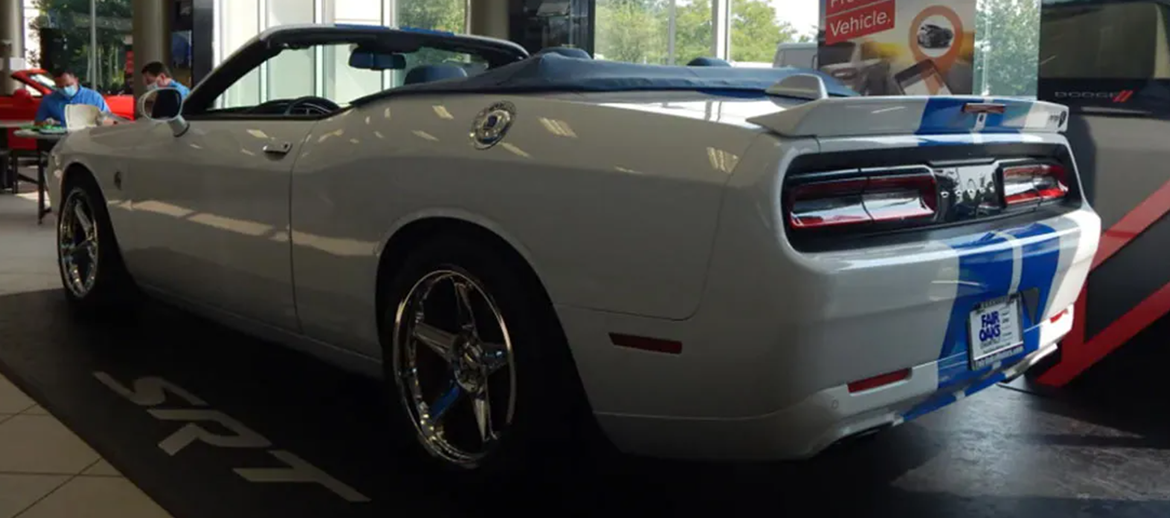 Dodhe Challenger SRT Hellcat Convertible