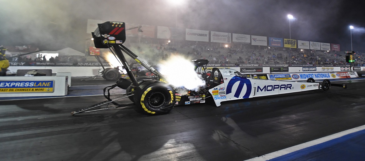 Qualifying Under the Lights Following Rain Delay at “Mopar<sub>®</sub> Express Lane NHRA Midwest Nationals Presented by Pennzoil” Adds to Championship Challenges