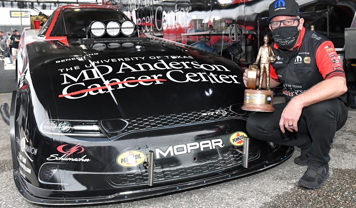 Johnson Jr. Earns Win at “Mopar<sub>®</sub> Express Lane NHRA SpringNationals Presented by Pennzoil” to Keep MD Anderson Dodge Charger SRT<sup>®</sup> Hellcat in Fight for Funny Car Championship