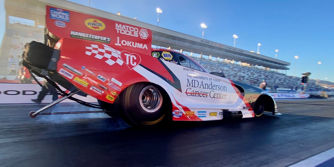 DSR Crews Battling it out at NHRA Dodge Nationals for the 2020 Funny Car Championship