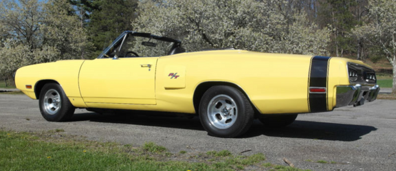 1970 Dodge Coronet R/T side view