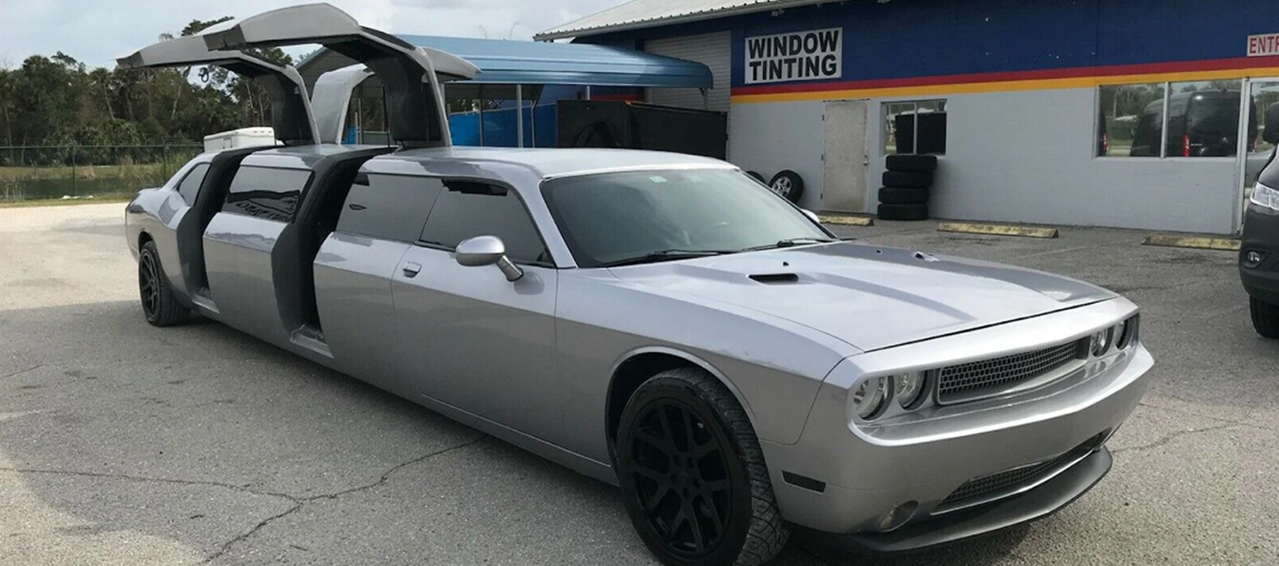 Dodge Challenger Limousine