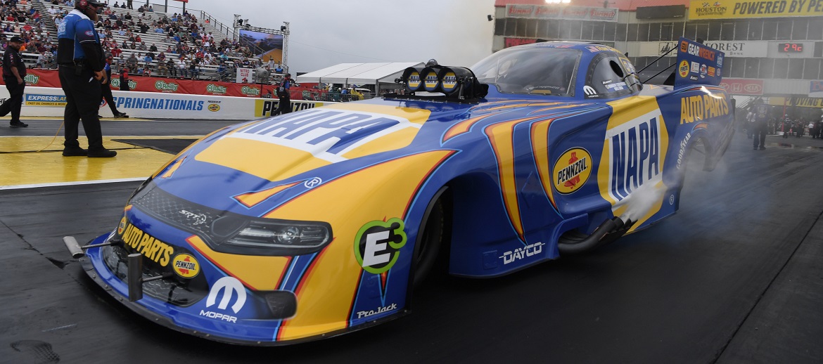 Capps Drives Dodge Charger SRT<sub>®</sub> Hellcat Funny Car to Runner-Up Finish at Mopar<sup>®</sup> Express Lane NHRA SpringNationals Presented by Pennzoil