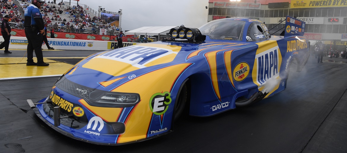 Ron Capps doing a burnout