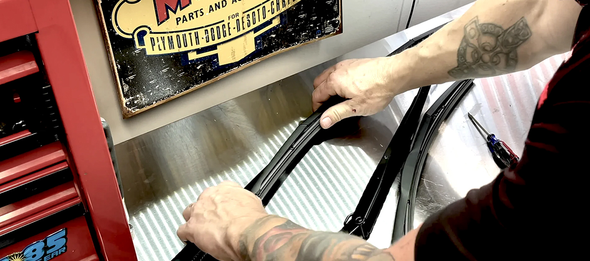 How To: Change a Wiper Blade
