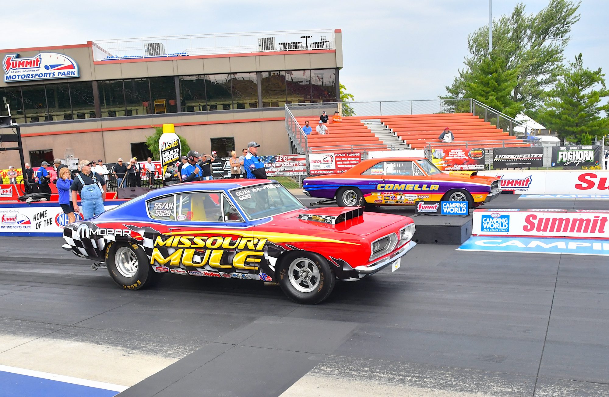 Sportsman racers drag racing at Norwalk