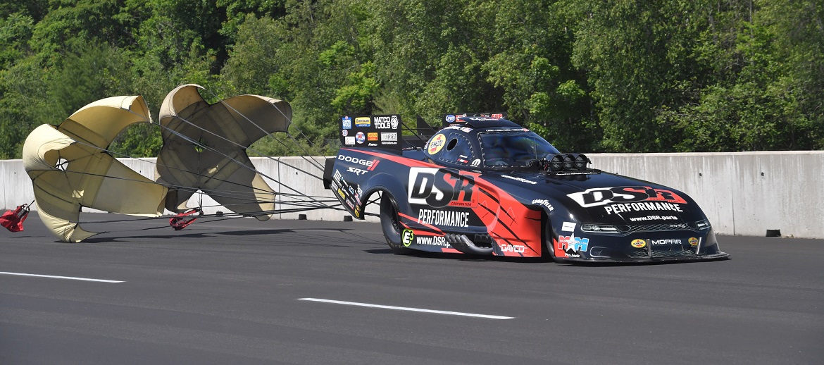 Solid Qualifying and Quarterfinal Results for Mopar<sub>®</sub> Dodge//SRT<sup>®</sup> Contingent at NHR New England Nationals