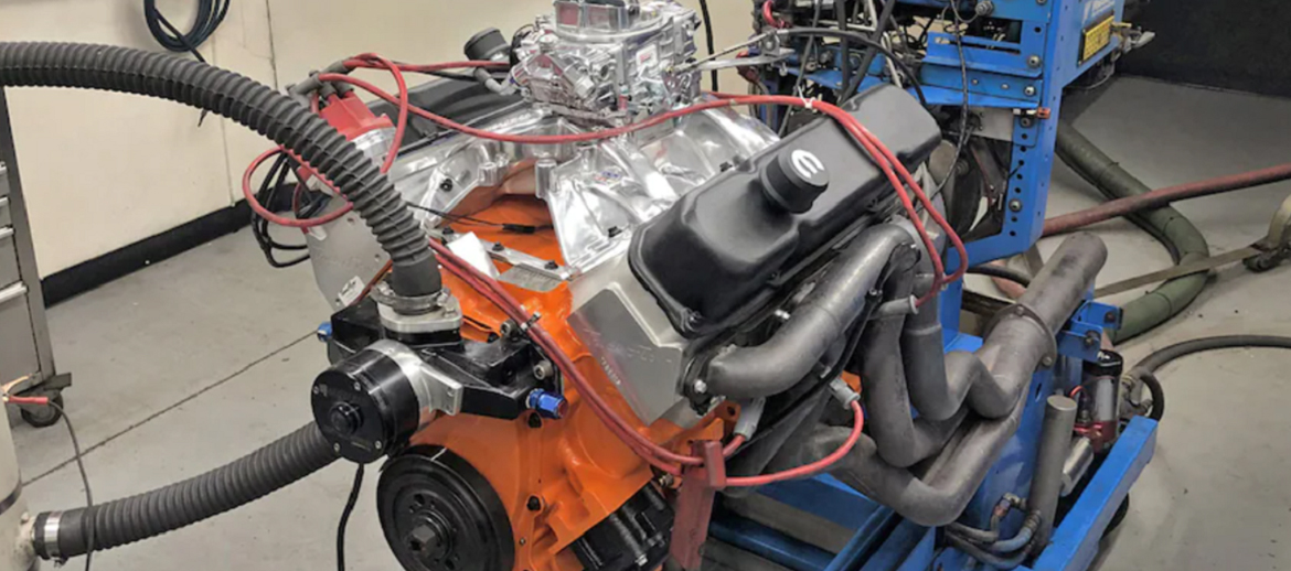 440 cubic-inch big-block Mopar Wedge engine