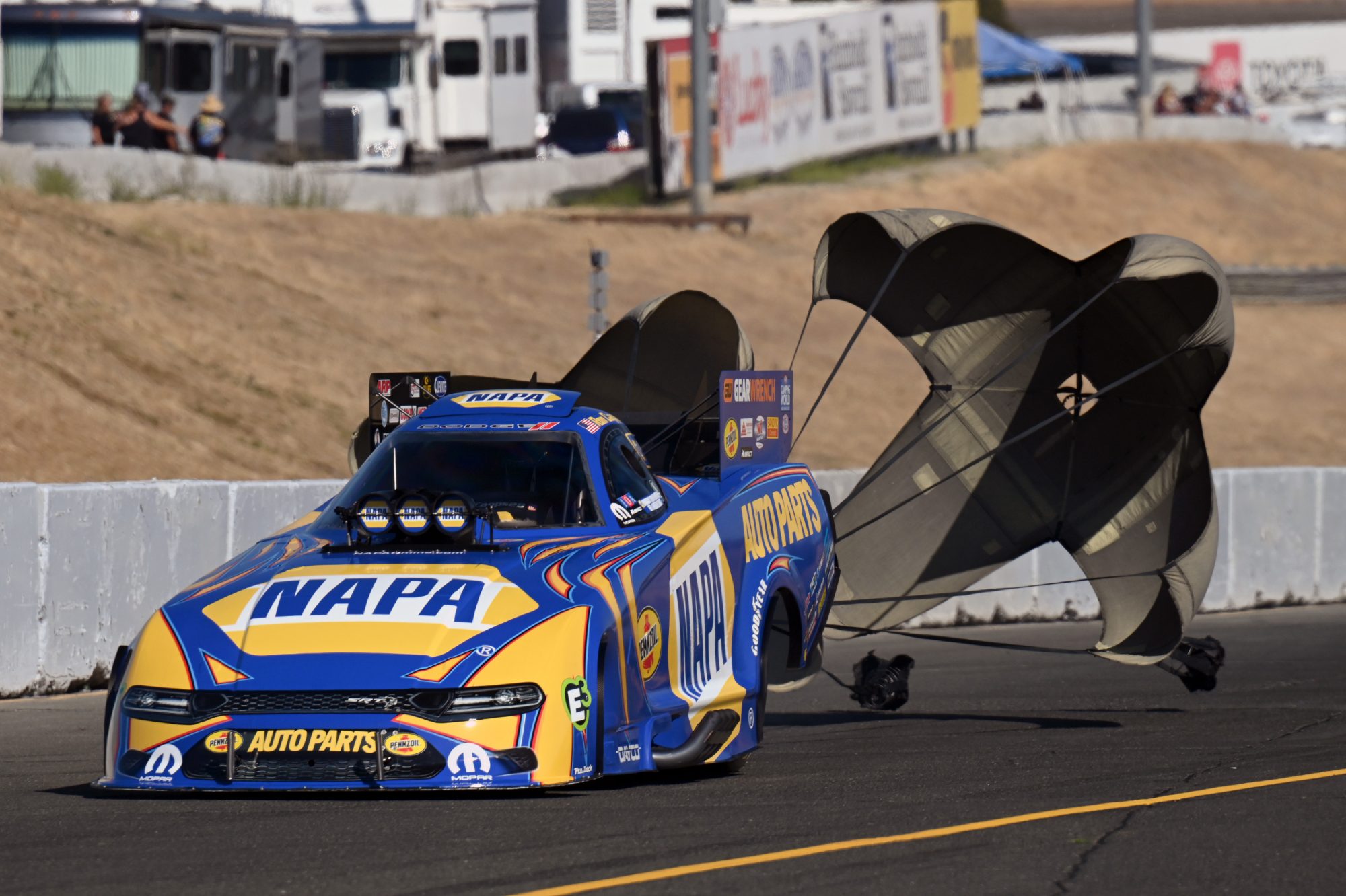 Ron Capps drag racing