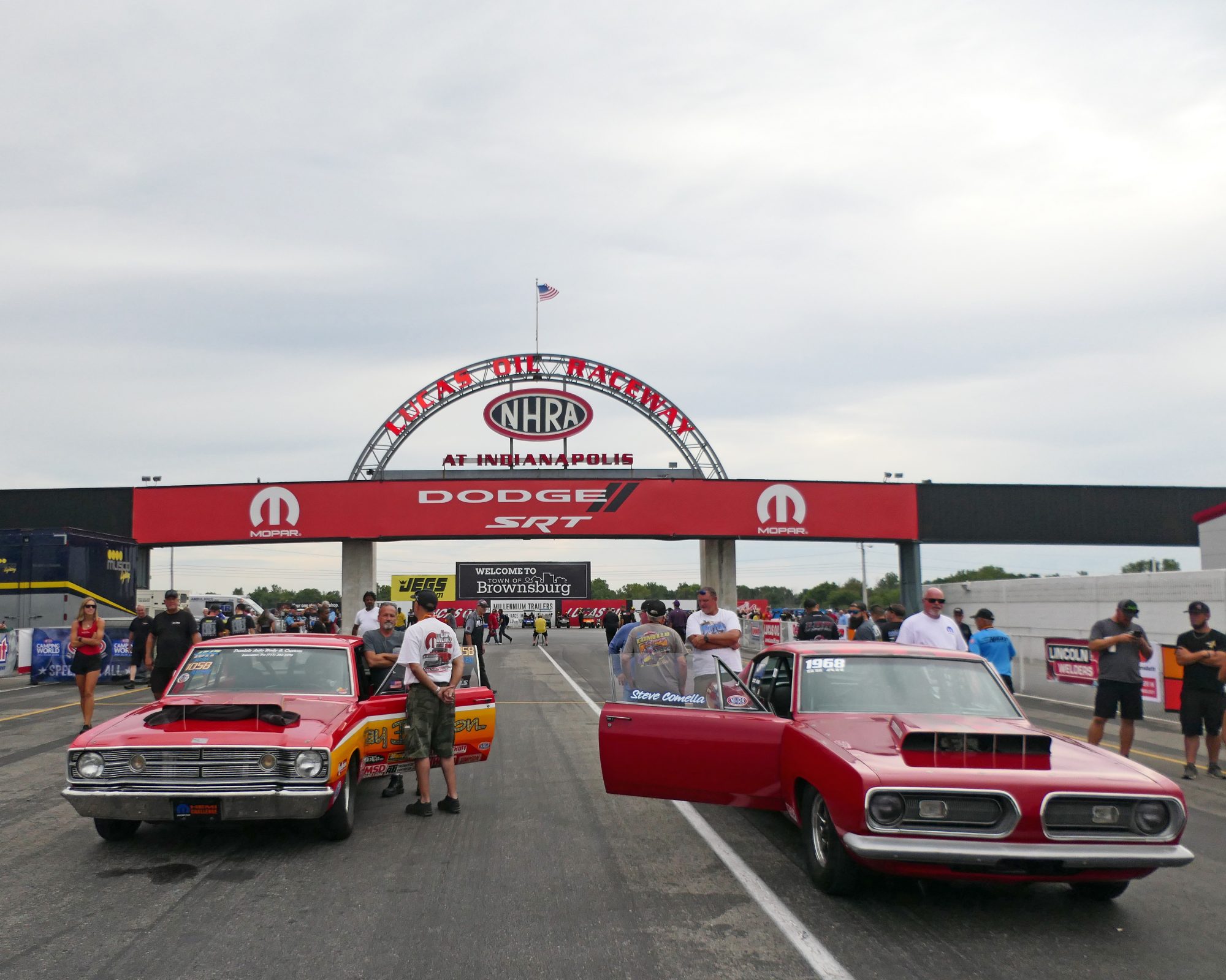 Cars waiting to drag race